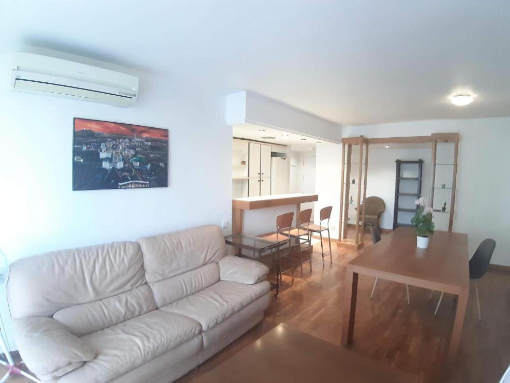 Plaza Puerta Nueva Appartement Murcia Buitenkant foto